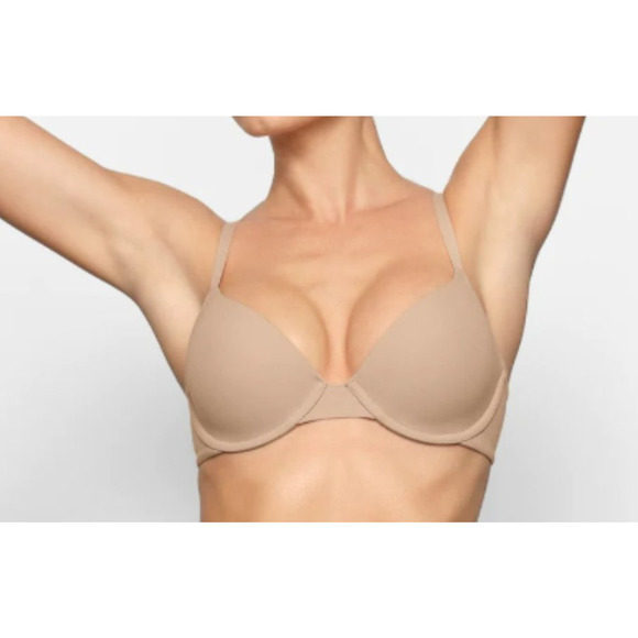 NEW ~ SKIMS ~ Fits Everybody T-Shirt Demi Bra Size 32H - Picture 1 of 7